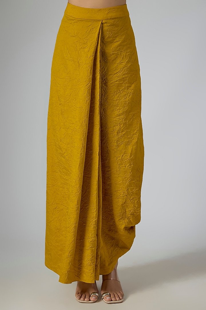 Mustard Crushed Silk Thread Embroidered Kurta Set by Prisho at Pernia's Pop Up Shop
