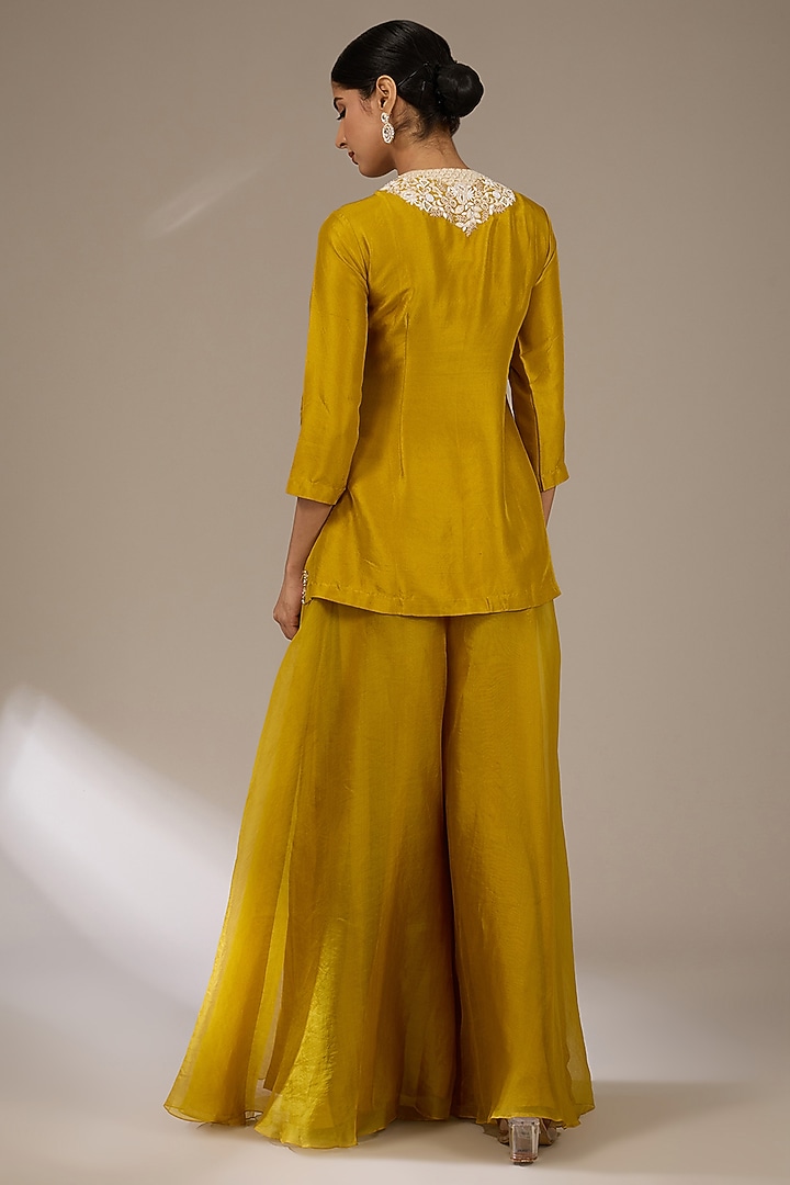 Mustard Organza Resham Work Cape Set by Prisho at Pernia's Pop Up Shop