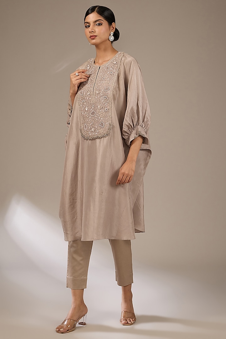 Amethyst Habutai Silk Resham Work Kaftan Set by Prisho at Pernia's Pop Up Shop