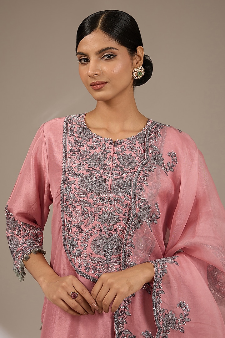 Flamingo Pink Antique Work Kurta Set by Prisho at Pernia's Pop Up Shop