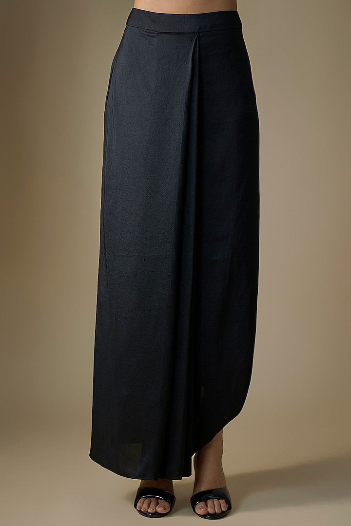 Black Silk Thread Work Draped Wedding Saree Set by Prisho at Pernia's Pop Up Shop