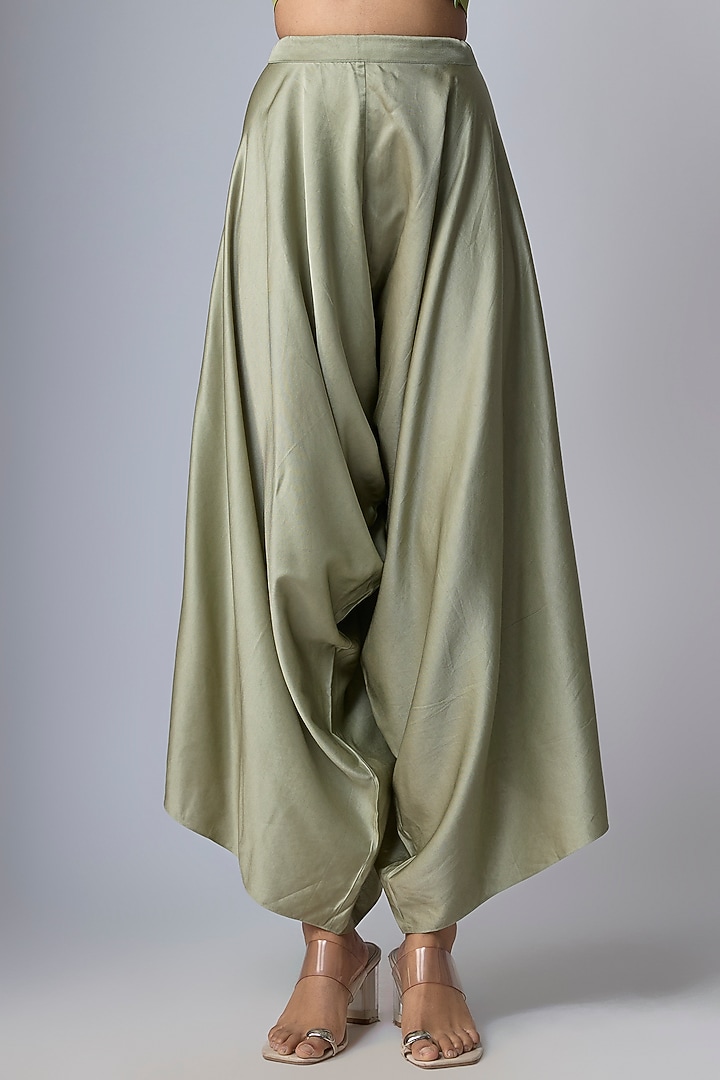 Blush Green Crushed Tissue Kaftan Set by Prisho at Pernia's Pop Up Shop