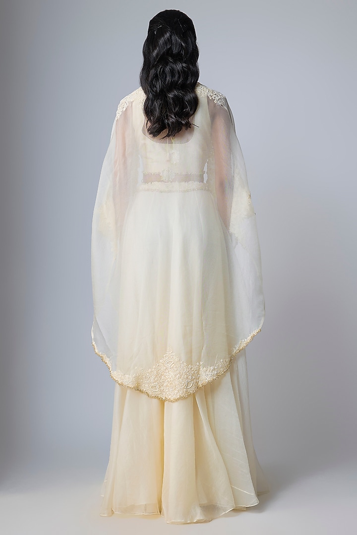 Off-White Organza Resham Work Cape Set by Prisho at Pernia's Pop Up Shop