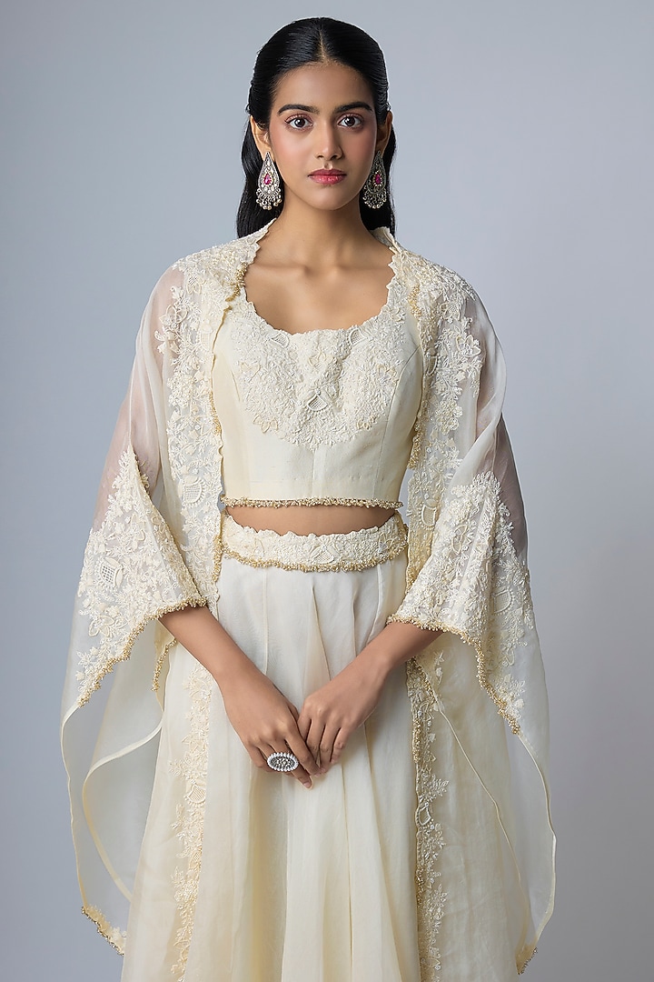 Off-White Organza Resham Work Cape Set by Prisho at Pernia's Pop Up Shop