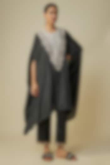 Black Habutai Silk Resham Work Kaftan Set by Prisho at Pernia's Pop Up Shop