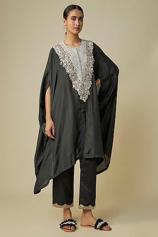 Black Habutai Silk Resham Work Kaftan Set by Prisho