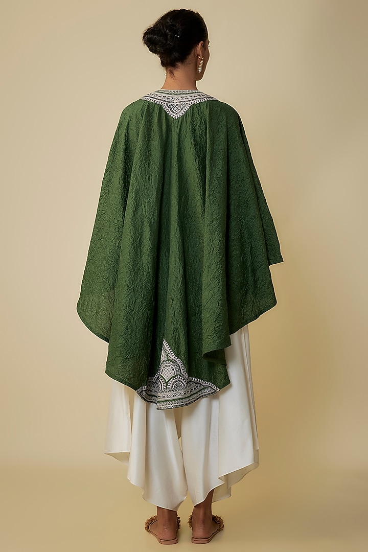 Hunter Green Crushed Silk Resham Work Kaftan Set by Prisho at Pernia's Pop Up Shop