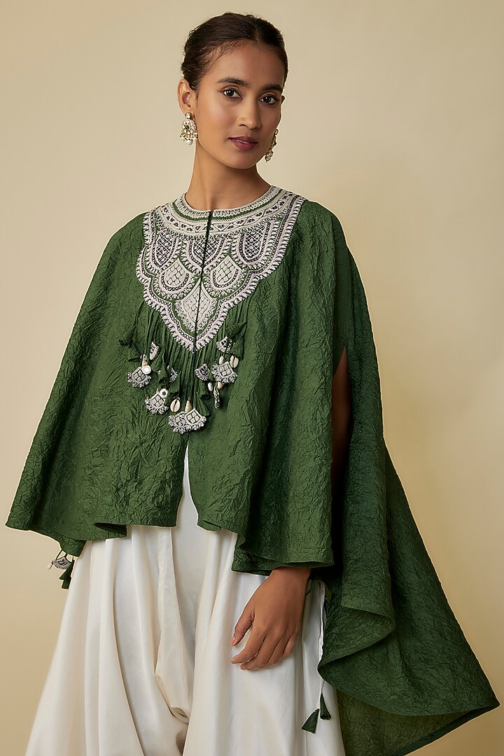 Hunter Green Crushed Silk Resham Work Kaftan Set by Prisho at Pernia's Pop Up Shop