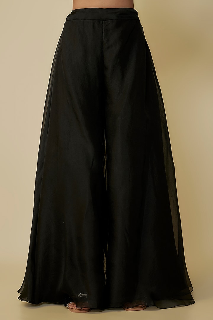 Black Silk Maal & Resham Work Kurta Set by Prisho at Pernia's Pop Up Shop