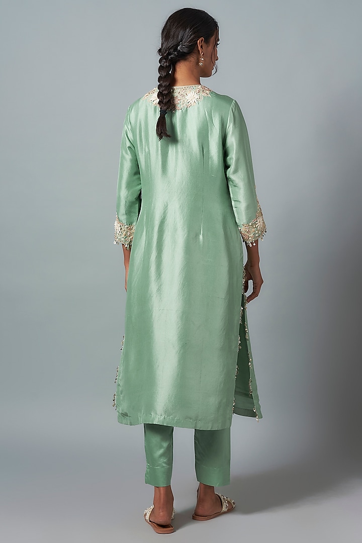 Aqua Silk Resham Work Kurta Set by Prisho at Pernia's Pop Up Shop