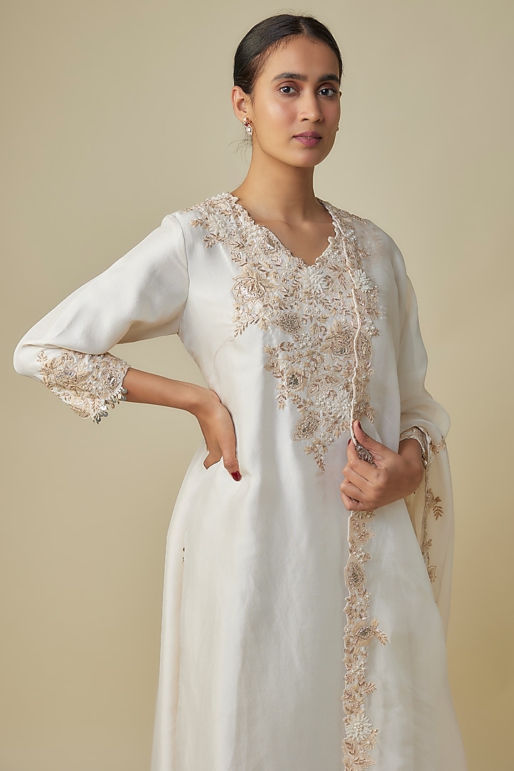 Ivory Silk Resham Work Kurta Set by Prisho at Pernia's Pop Up Shop