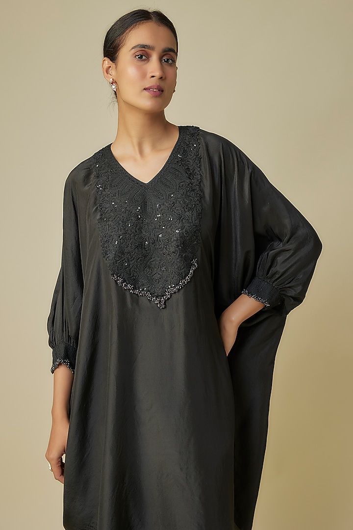 Black Habutai Silk Resham Work Kaftan Set by Prisho at Pernia's Pop Up Shop
