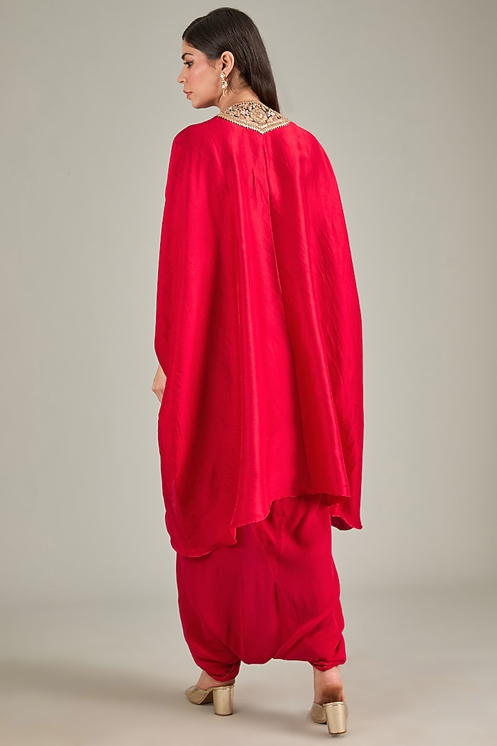 Fuchsia Silk Dori Work Kaftan Set by Prisho at Pernia's Pop Up Shop