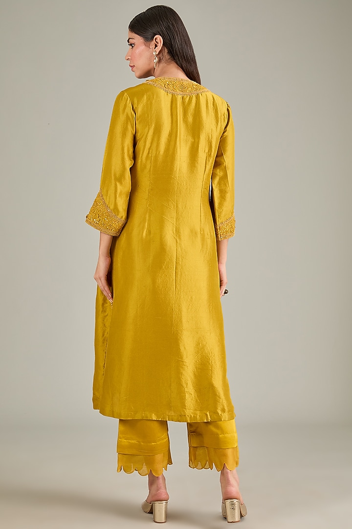 Mustard Silk Resham Work Kurta Set by Prisho at Pernia's Pop Up Shop