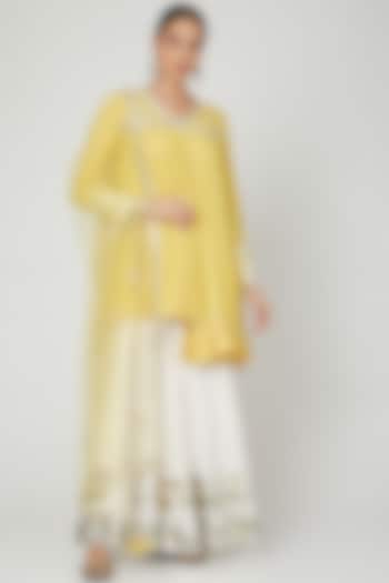 Off White Cotton Embroidered Gharara Set by Priyanka Singh at Pernia's Pop Up Shop