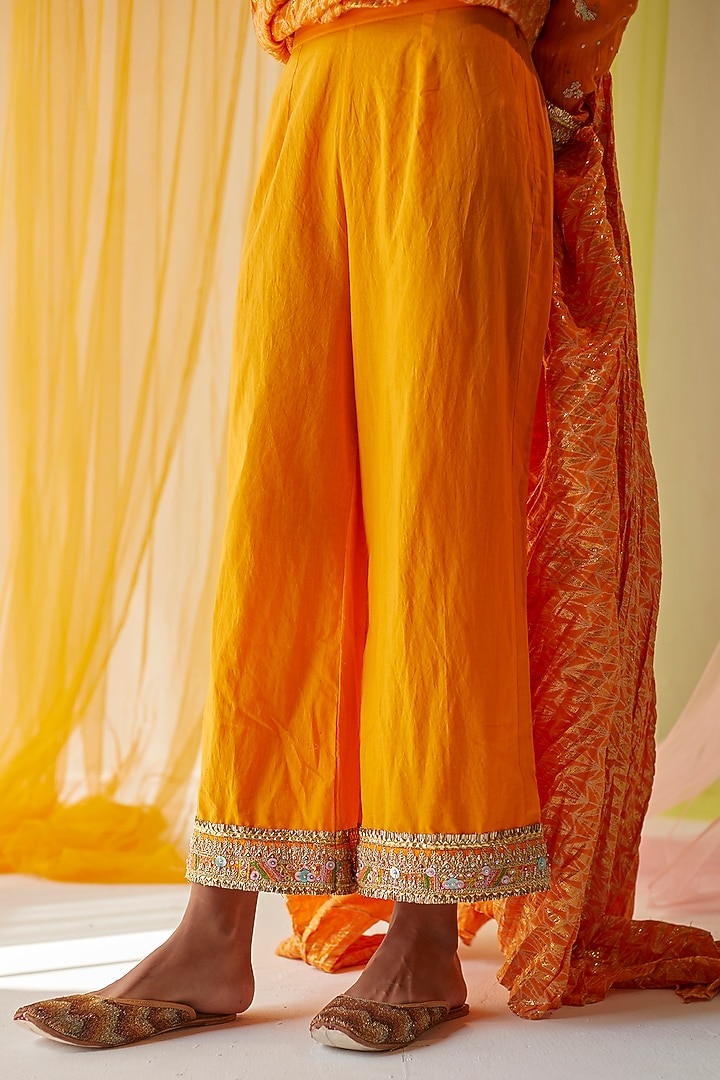 Orange Embroidered Kurta Set by Priyanka Singh at Pernia's Pop Up Shop