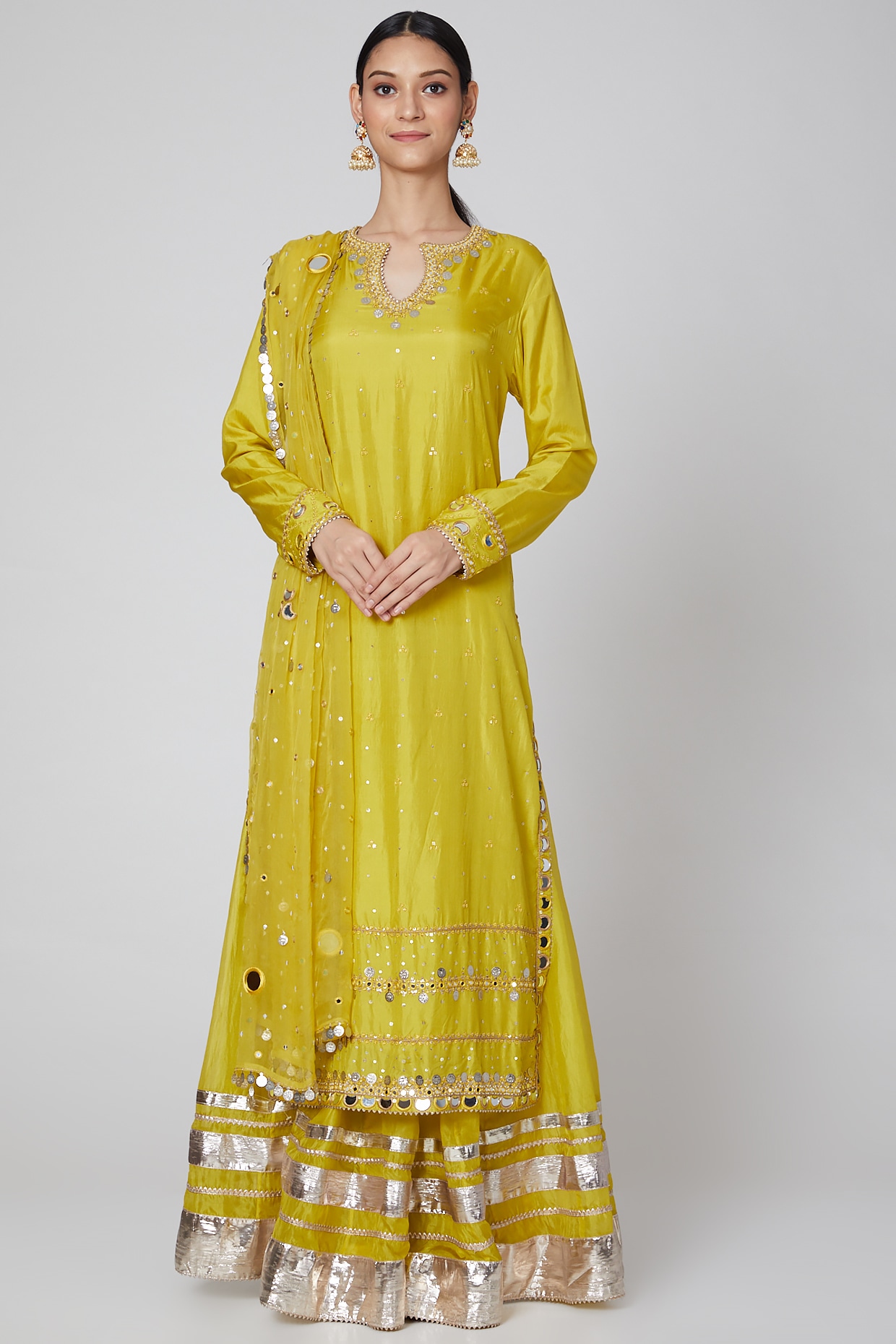Beautiful Lehenga with long kurti. | Fashion dresses casual, Long kurti  with skirt, Happy dresses