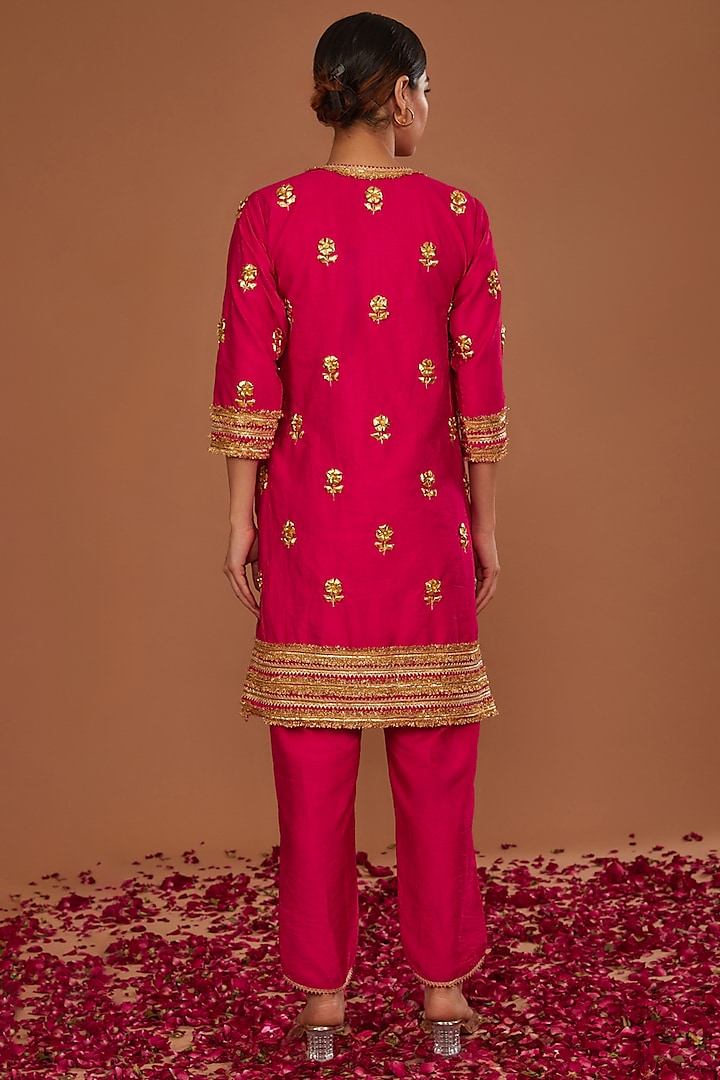 Fuchsia Dupion Gota Work Kurta Set by Preeti S Kapoor at Pernia's Pop Up Shop