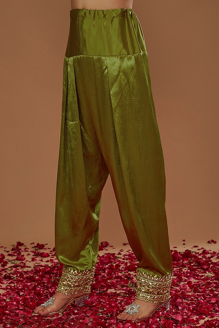 Olive Green Mashru Silk Hand Embellished Kurta Set by Preeti S Kapoor at Pernia's Pop Up Shop