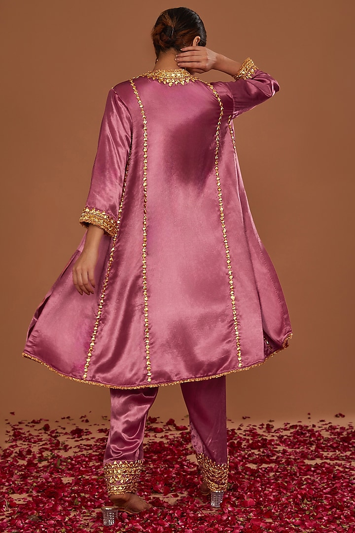Rose Pink Mashru Silk Hand Embellished Kurta Set by Preeti S Kapoor at Pernia's Pop Up Shop