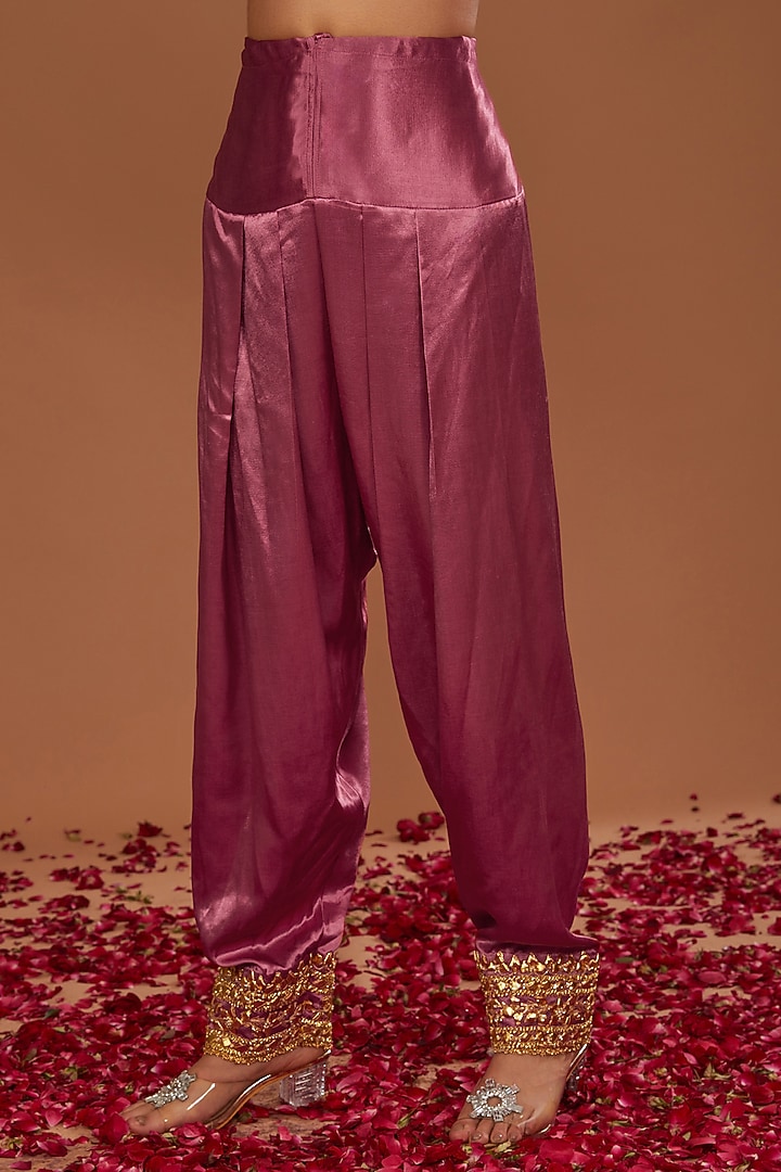 Rose Pink Mashru Silk Hand Embellished Kurta Set by Preeti S Kapoor at Pernia's Pop Up Shop