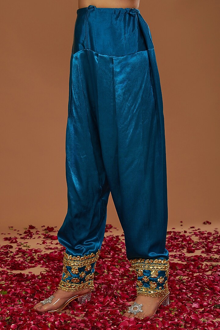 Turquoise Mashru Silk Hand Embellished Kurta Set by Preeti S Kapoor at Pernia's Pop Up Shop