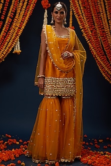product-color-Yellow