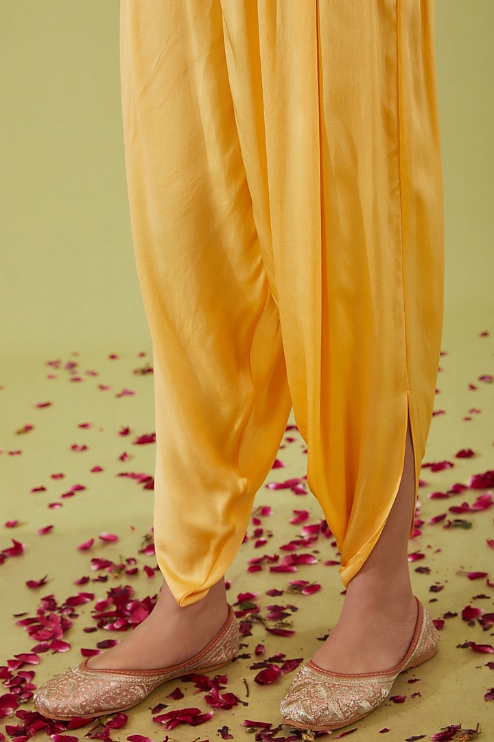 Yellow Chanderi Zari Embroidered A-Line Kurta Set by saina kapoor at Pernia's Pop Up Shop