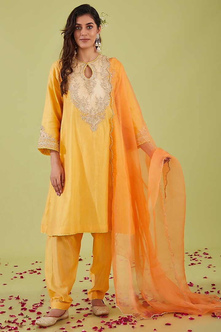 Yellow Chanderi Sequins Embroidered Short Kalidar Kurta Set by Preeti S Kapoor at Pernia's Pop Up Shop