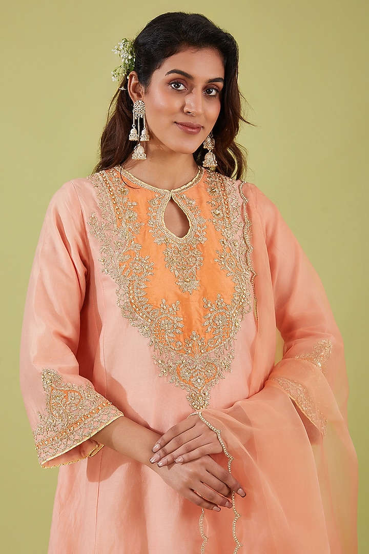 Pink Chanderi Sequins Embroidered Short Kalidar Kurta Set by saina kapoor at Pernia's Pop Up Shop