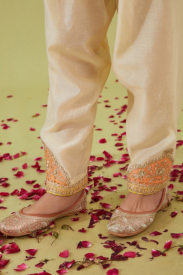 White Chanderi Sequins Embroidered Kurta Set by saina kapoor at Pernia's Pop Up Shop