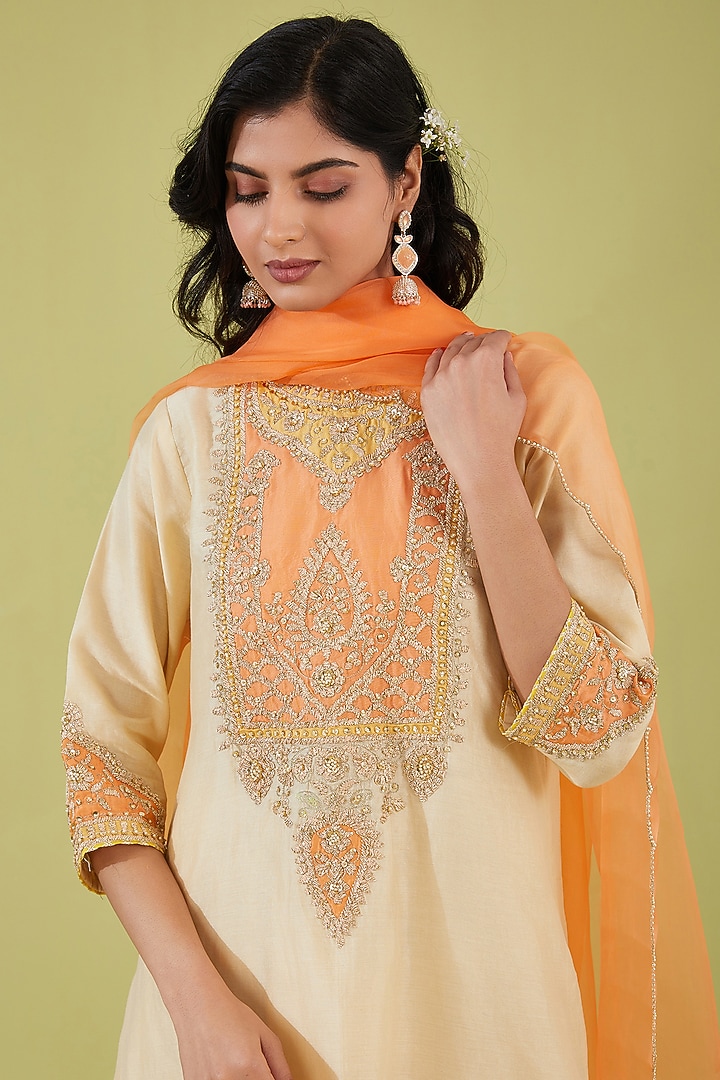White Chanderi Sequins Embroidered Kurta Set by saina kapoor at Pernia's Pop Up Shop