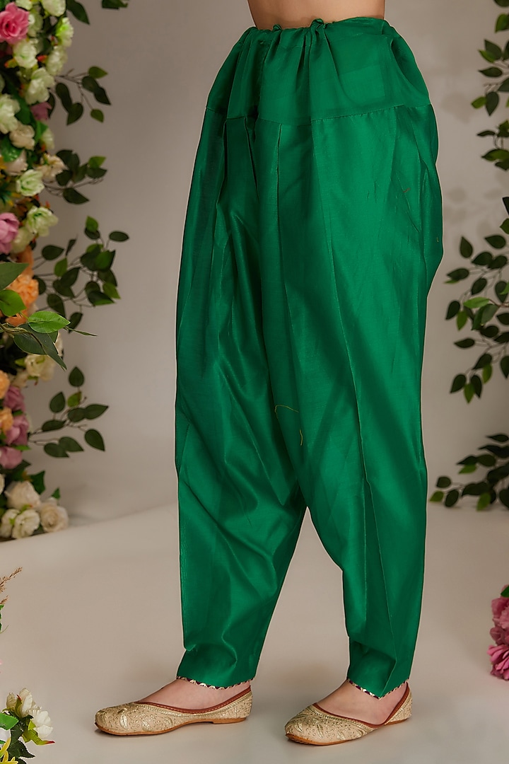 Green Chanderi Hand Work Kalidar Kurta Set by saina kapoor at Pernia's Pop Up Shop