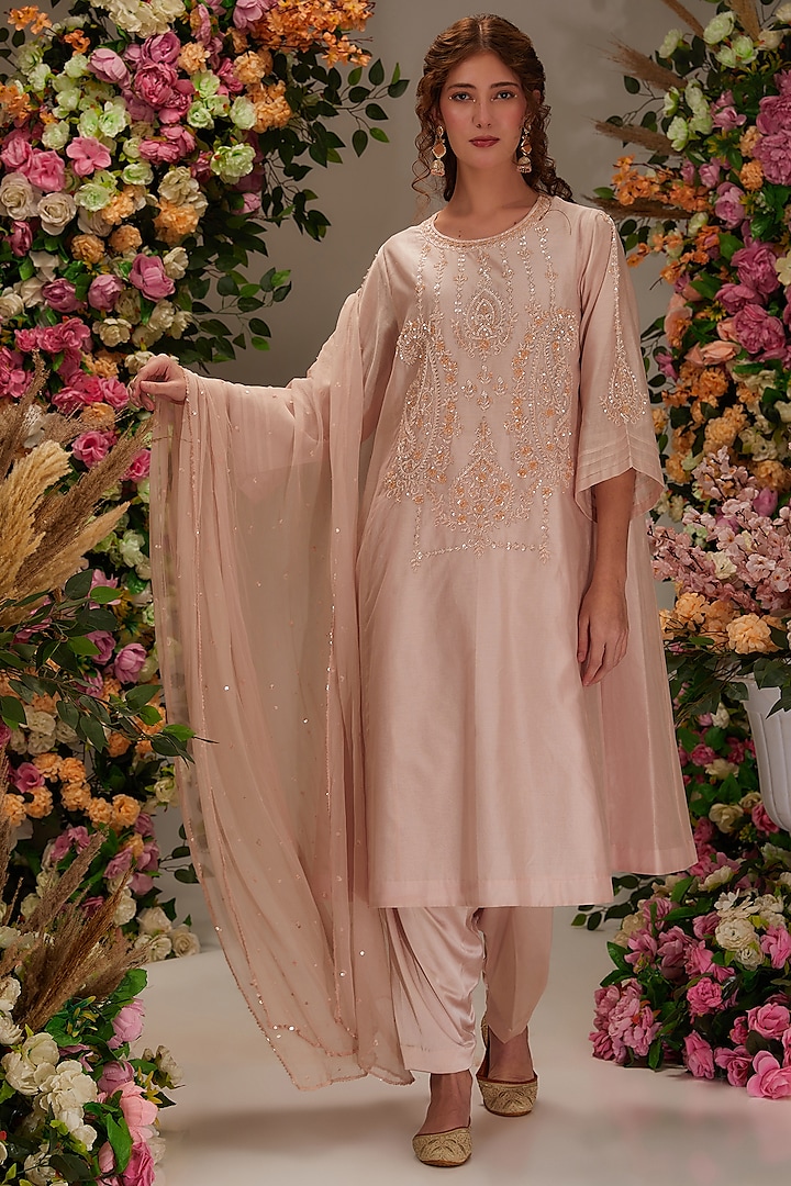 Peachy White Chanderi Sequins Work Kurta Set by Preeti S Kapoor at Pernia's Pop Up Shop