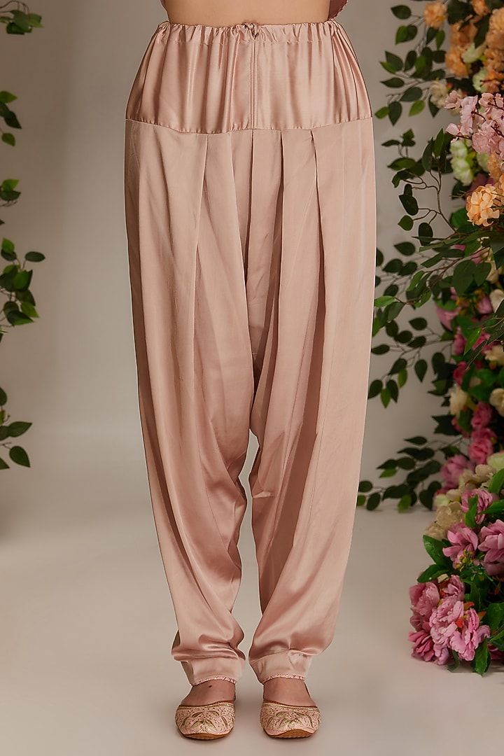 Soft Pink Chanderi Gota Work Kalidar Kurta Set by saina kapoor at Pernia's Pop Up Shop