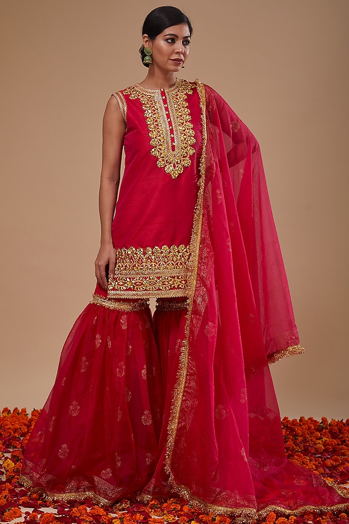 Fuchsia Dupion & Organza Block Printed Gharara Set by Preeti S Kapoor at Pernia's Pop Up Shop