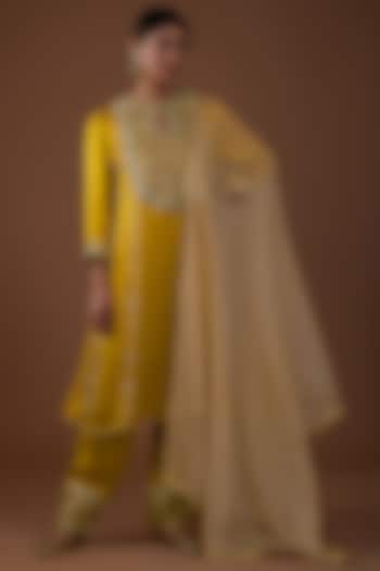 Golden Saffron Mashru Silk Hand Embroidered Kurta Set by Preeti S Kapoor at Pernia's Pop Up Shop