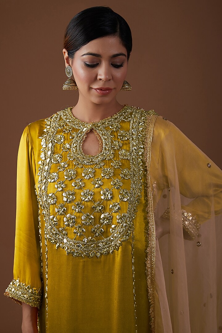 Golden Saffron Mashru Silk Hand Embroidered Kurta Set by Preeti S Kapoor at Pernia's Pop Up Shop