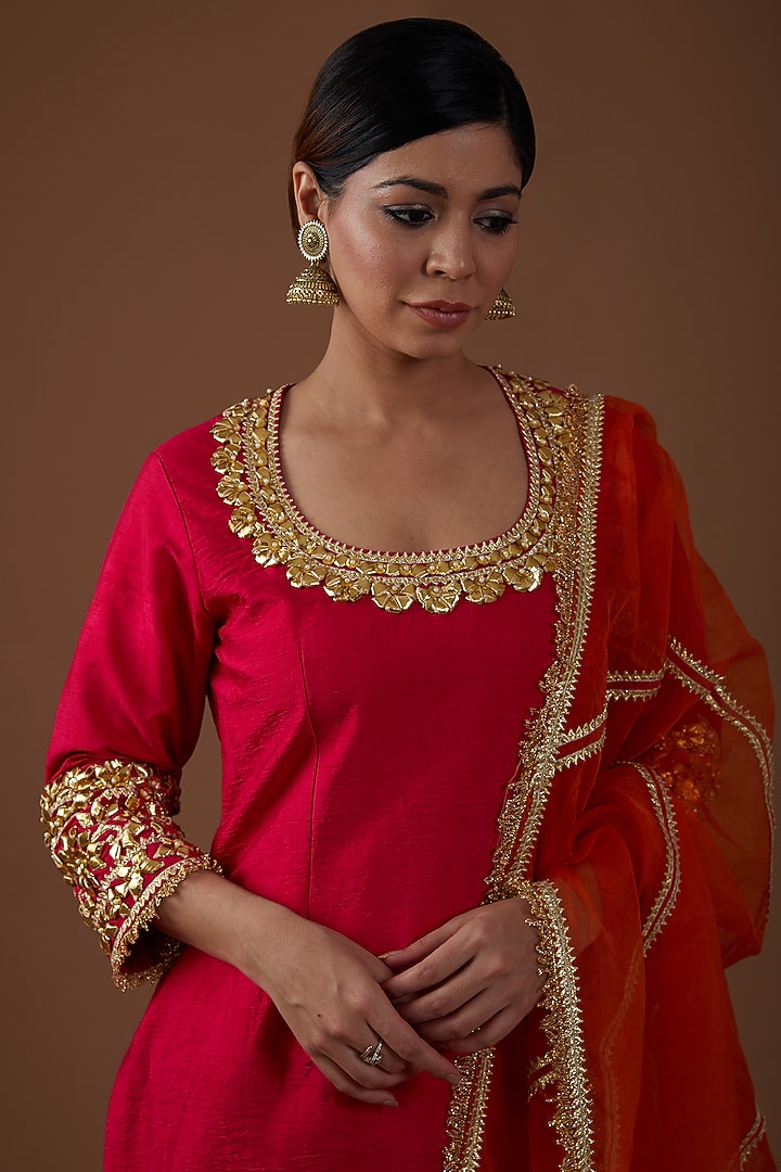 Vivid Berry Dupion Silk Hand Embroidered Kurta Set by Preeti S Kapoor at Pernia's Pop Up Shop