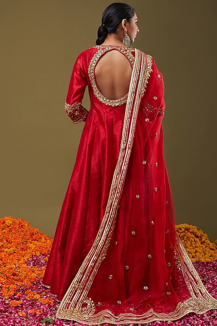 Maroon Gota Embroidered Wedding Anarkali Set by Preeti S Kapoor at Pernia's Pop Up Shop