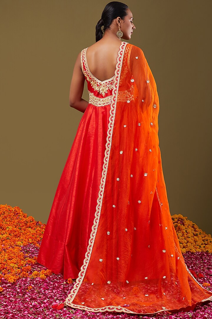 Red Embroidered Wedding Anarkali Set by Preeti S Kapoor at Pernia's Pop Up Shop