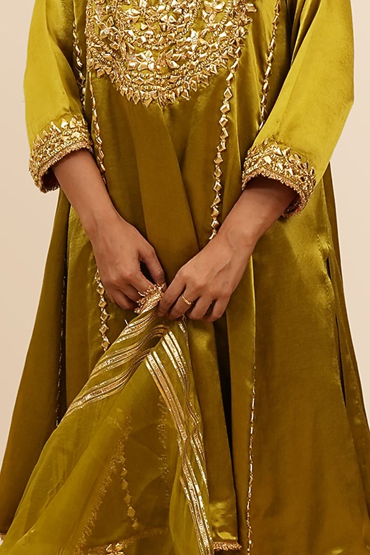Olive Green Mashru Silk Gota & Sequins Hand Embroidered Kurta Set by Preeti S Kapoor at Pernia's Pop Up Shop