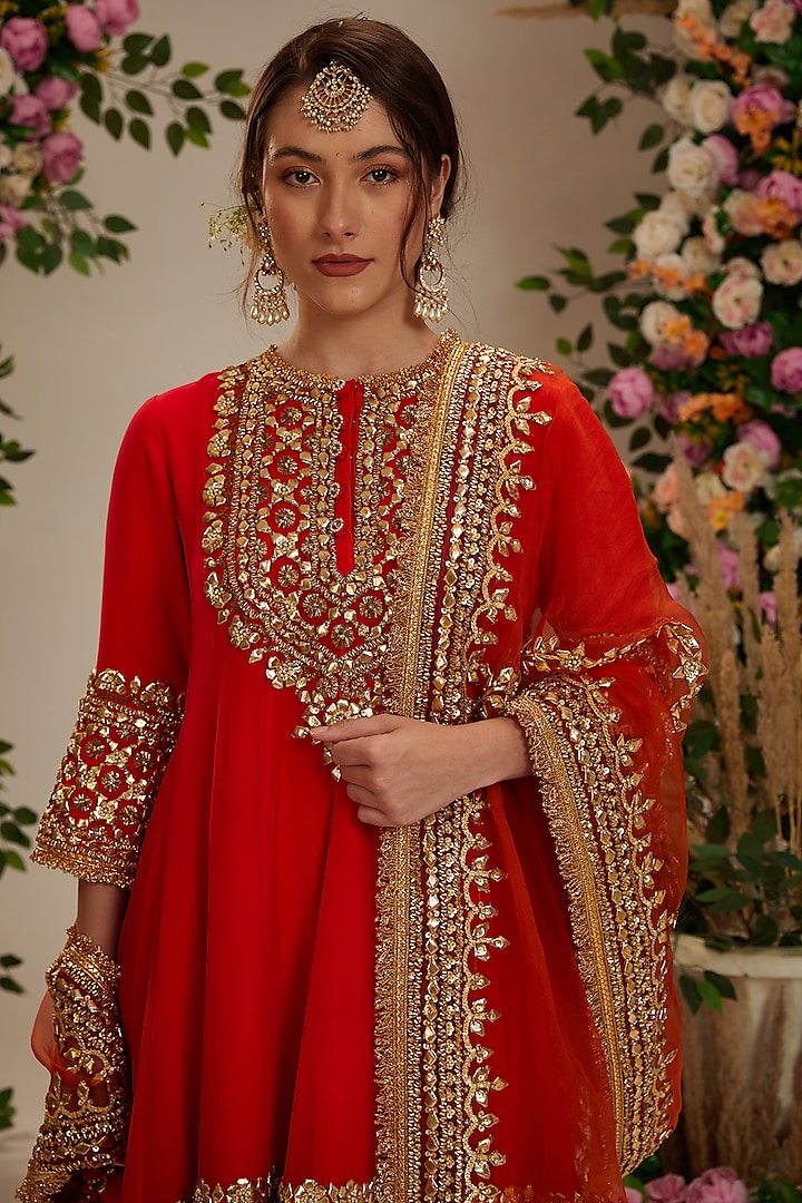 Fuchsia Georgette Gota Embellished Bridal Anarkali Set by Preeti S Kapoor at Pernia's Pop Up Shop