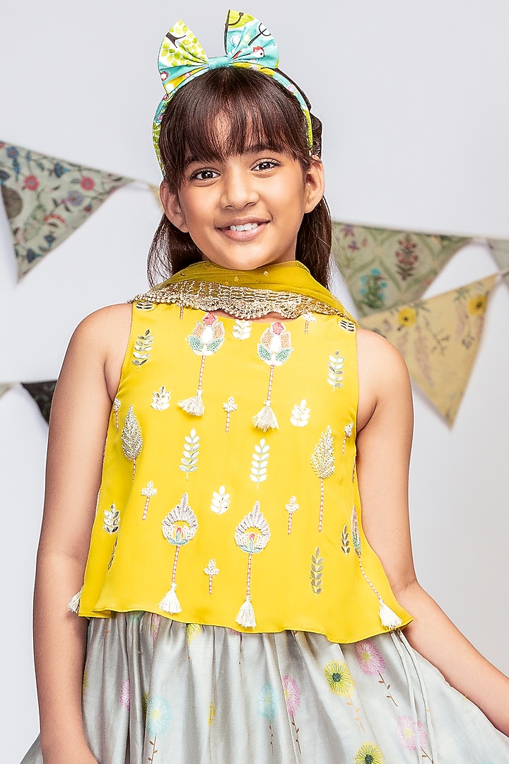 Grey Printed Lehenga Set For Girls by Payal Singhal Kids at Pernia's Pop Up Shop