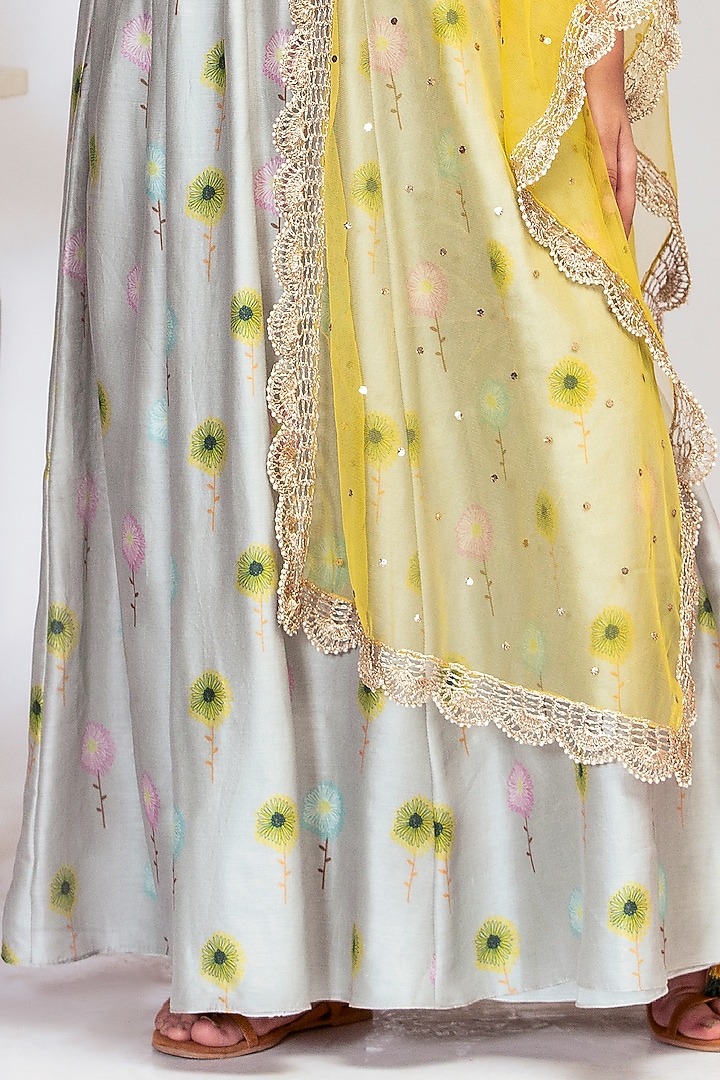 Grey Printed Lehenga Set For Girls by Payal Singhal Kids at Pernia's Pop Up Shop