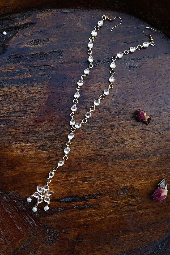 Gold Finish Kundan Mathapatti by Paisley Pop at Pernia's Pop Up Shop