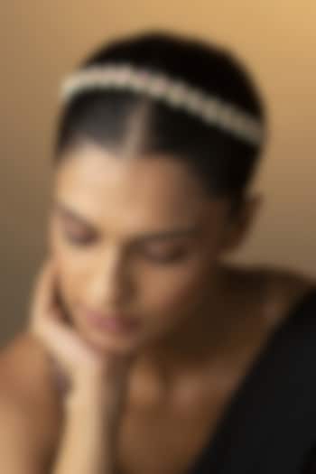 Gold Finish Kundan Polki Handcrafted Mathapatti by Paisley Pop at Pernia's Pop Up Shop