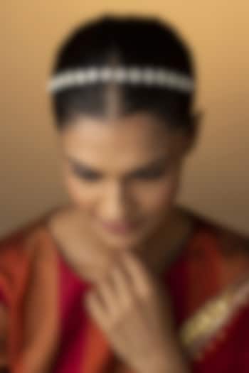 Gold Finish Kundan Polki Handcrafted Mathapatti by Paisley Pop at Pernia's Pop Up Shop