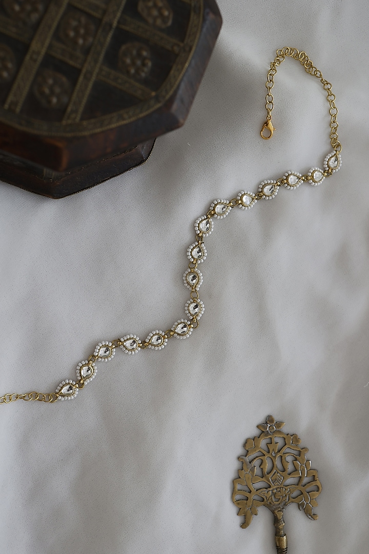 Gold Finish Kundan Polki Handcrafted Mathapatti by Paisley Pop at Pernia's Pop Up Shop