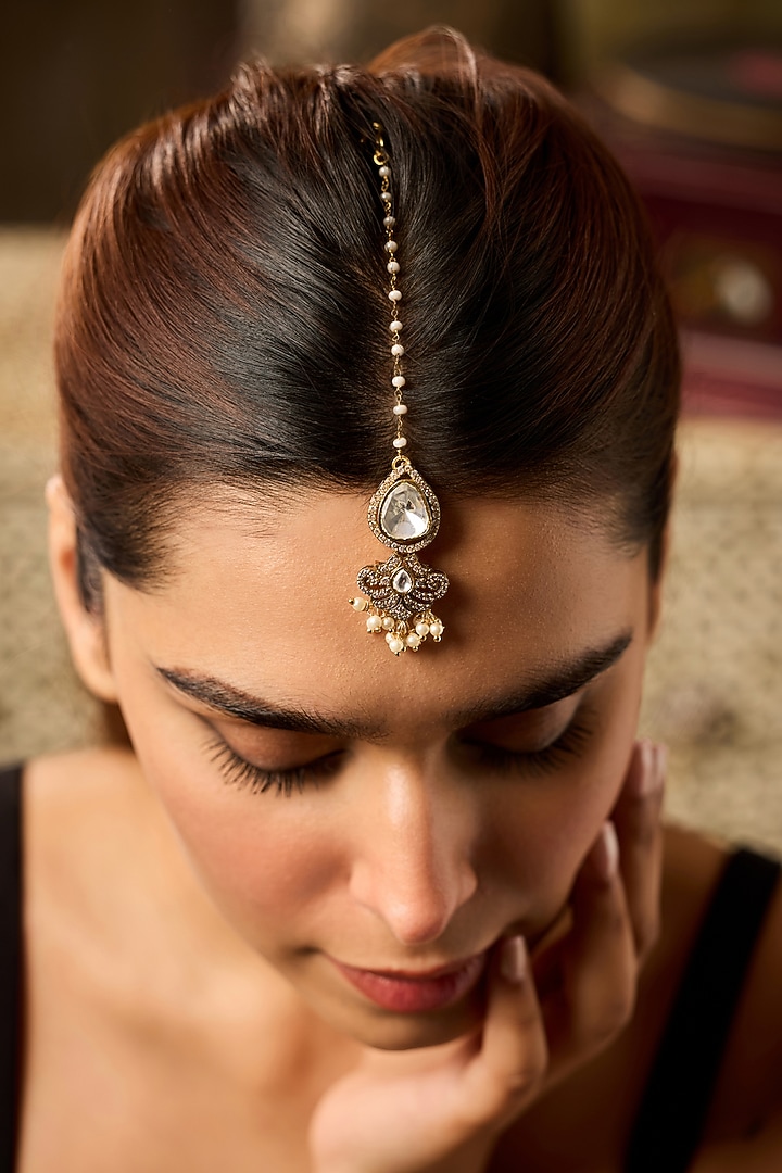 Gold Finish Kundan Polki & Shell Pearl Maangtikka by Paisley Pop at Pernia's Pop Up Shop